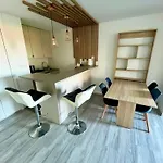 Golfe Juan - 5min Des Plages - Parking Privee - Piscine Rooftop * Vallauris